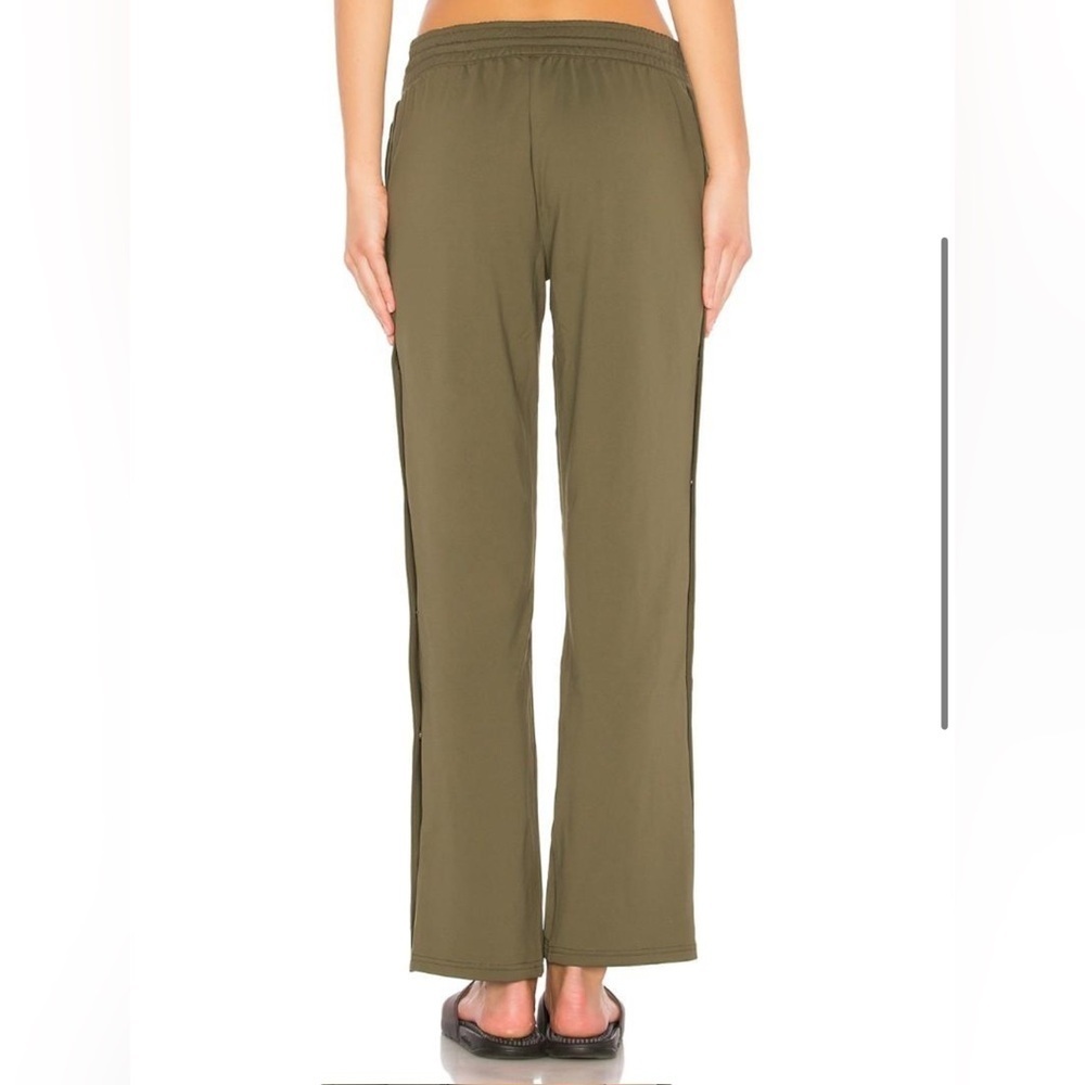 VtG Puma Low Rise Archival Puma women's explosive tear away pants OLIVE GREEN - Picture 3 of 11